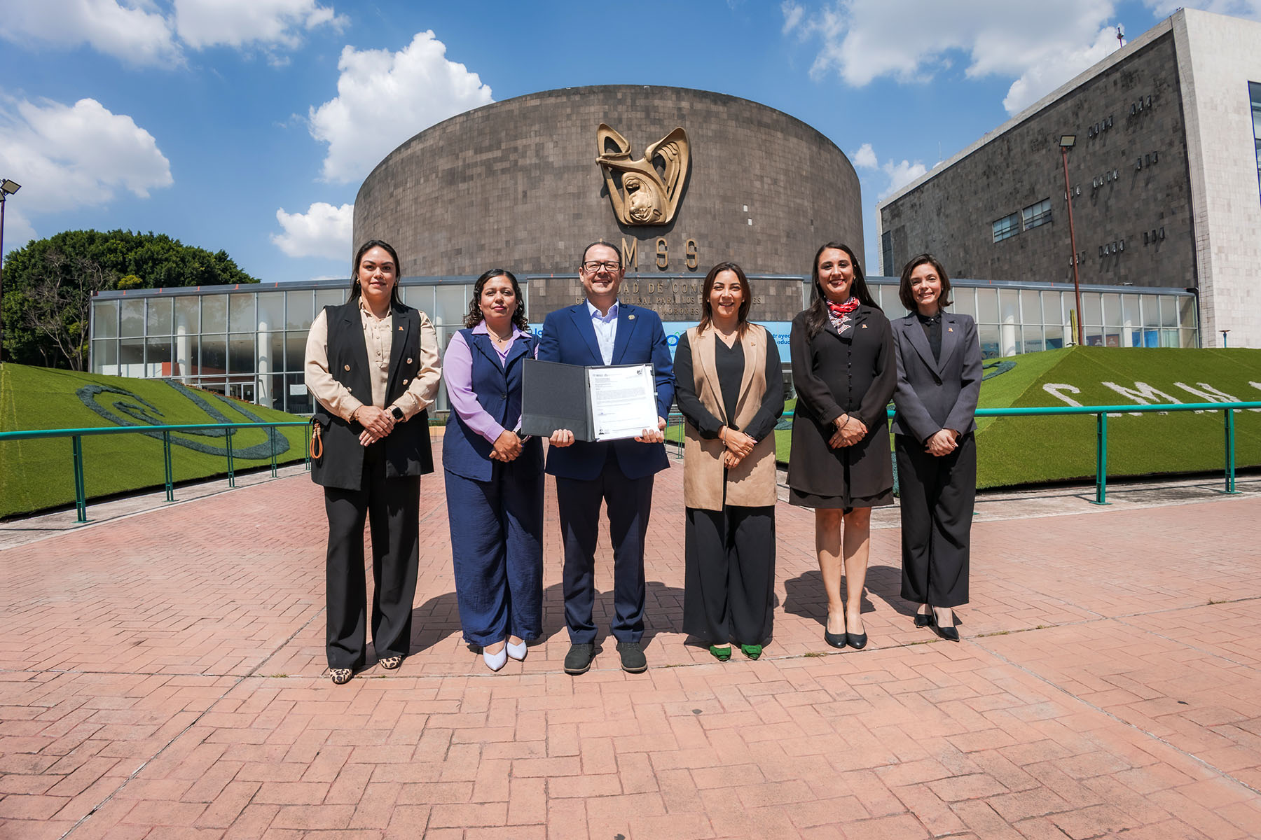 9 / 10 - Renovación de Convenio con el Instituto Mexicano del Seguro Social (IMSS) 9 / 10 - Renovación de Convenio con el Instituto Mexicano del Seguro Social (IMSS)