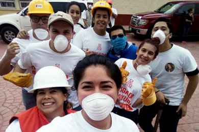 Brigada Anáhuac entrega en Morelos y Puebla 4 toneladas de víveres