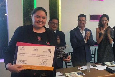 La Universidad Anáhuac Xalapa presente en la entrega del Premio Ciudadano Kybernus Veracruz 2018