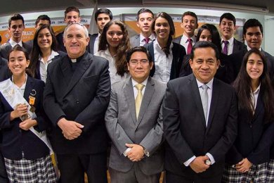 Ceremonia de Fin de Cursos y Premiación anual del Bachillerato Anáhuac Xalapa