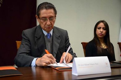 Firma de convenio de colaboración con el COVEICYDET