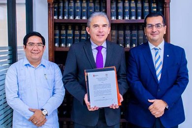 Firma de Convenio con la Universidad de León