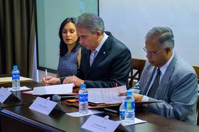 Firma de Convenio con la Universidad de Nebraska