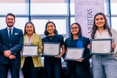 Ceremonia de Entrega de Premios Lux et Veritas