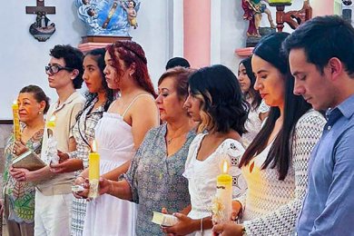 Miembros de la Comunidad Anáhuac Veracruz Reciben Sacramentos