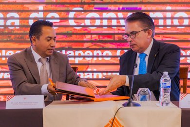 Firma de Convenio con el Colegio Xalapeño Odontológico