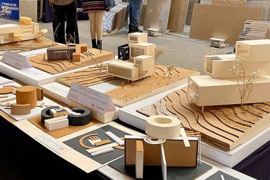 Estudiantes de Primer Semestre Participan en Expo Arquitectura 2023