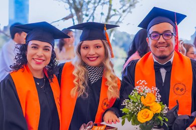 Ceremonia de Conferimiento de Grado