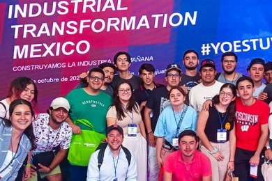 Alumnos de Ingeniería Visitan Centro del CINVESTAV y la Feria ITM