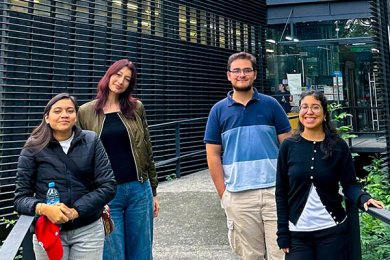 Alumnos de Biomédica Visitan la Escuela Médico Naval y el LAPI de la UNAM