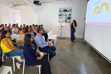 Visita Académica a la Empresa Aduanal GOMSA