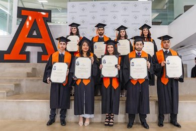 Ceremonia Solemne de Conferimiento de Grado