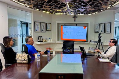 Aceleradora de Empresas An&aacute;huac: Escala tu Empresa con Visi&oacute;n y Expertos