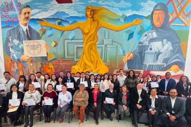 Estudiantes Obtienen el Primer Lugar en el Maratón de Ética local