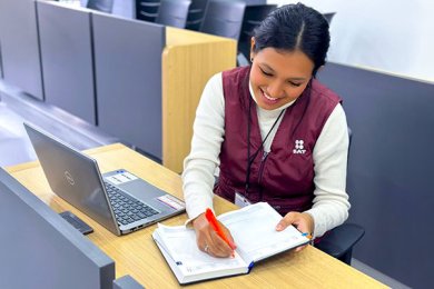 Desarrollo Profesional en el SAT: Excelencia y Servicio