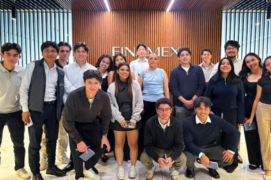 Alumnos Realizan Visita a Finamex Casa de Bolsa