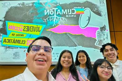 Alumnos de Ingeniería Obtienen Mención Honorífica en la UNAM