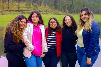 Alumnas de Turismo Internacional en Visita Académica a Valle Alegre