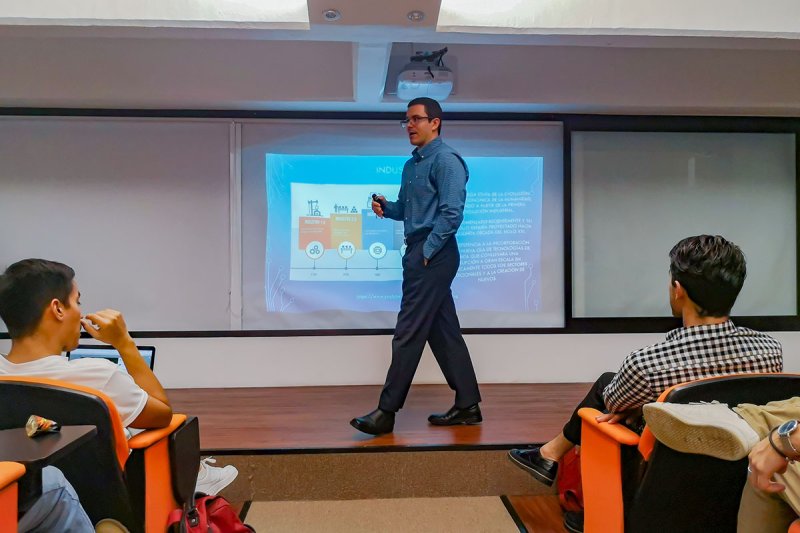 Tendencias Tecnológicas 2019 2 / 4 - Tendencias Tecnológicas 2019