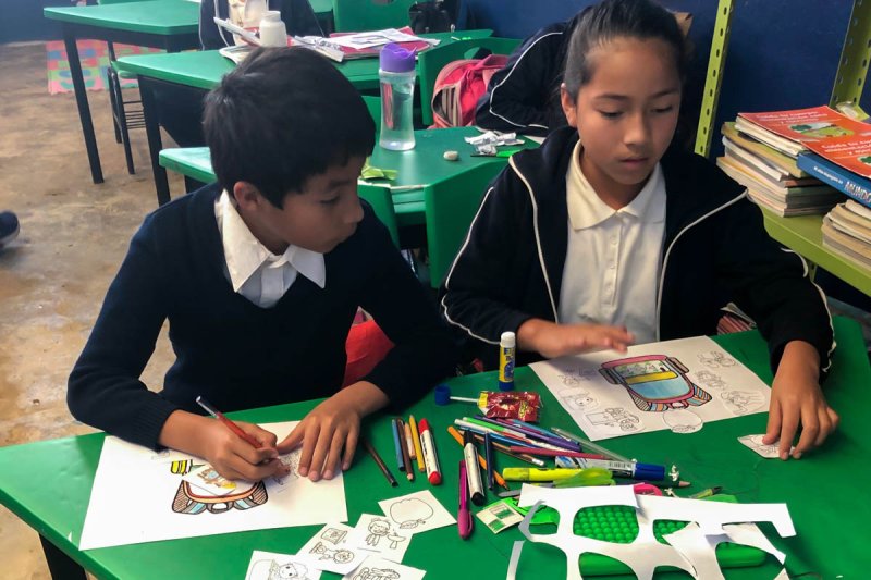 Grupo Soñar Despierto de Visita en la Escuela las Maravillas 6 / 7 - Grupo Soñar Despierto de Visita en la Escuela las Maravillas