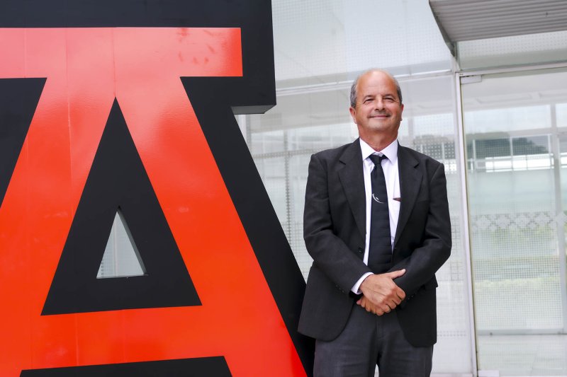 1 / 1 - Entrevista al Mtro. Enrique Sánchez Pugliese