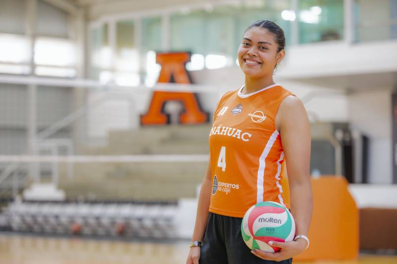 1 / 1 - Ximena Cruz Solar Va Por Un Lugar en la Selección Nacional de Voleibol