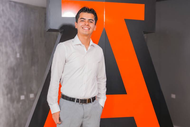 1 / 1 - Estudiante se Incorpora como Embajador Universitario ante Actuarios por México