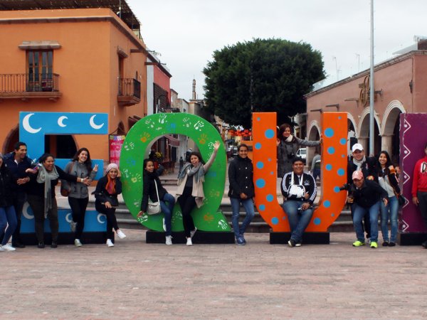 Alumnos de Economía y Negocios viajaron a Querétaro