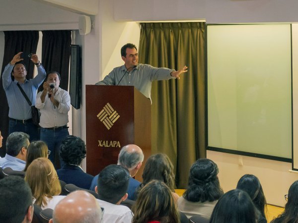 Visita del Mtro. José Francisco Yunes