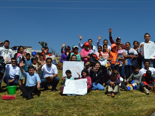 Grupo ASUA y Asadero Cien visitaron comunidad en Xico