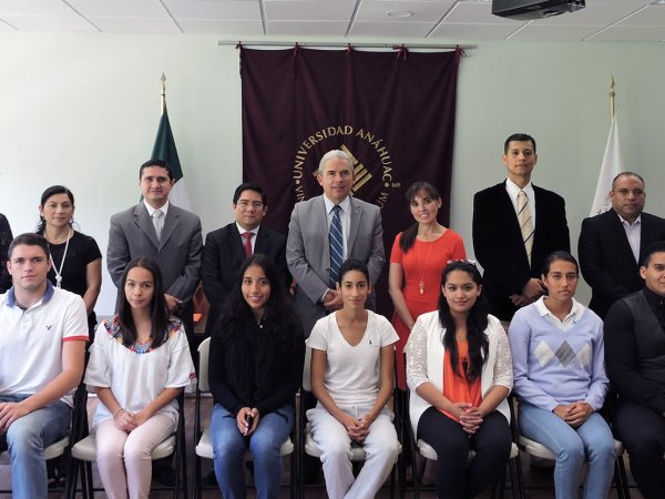 Se firma convenio con Rotoplas, empresa internacional de origen mexicano