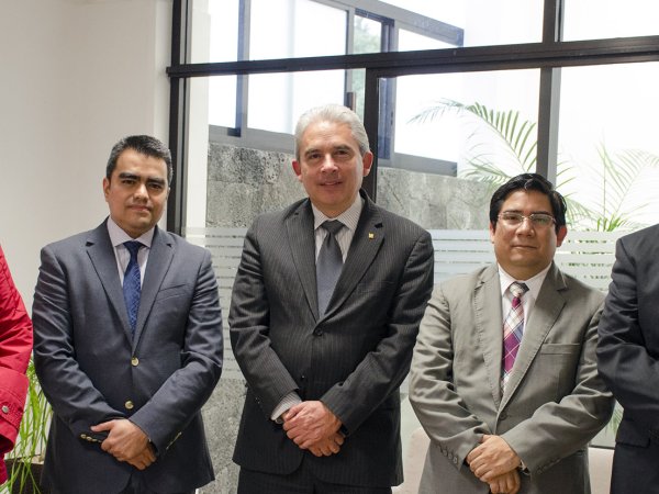 Delegado de la SRE imparte conferencia magistral