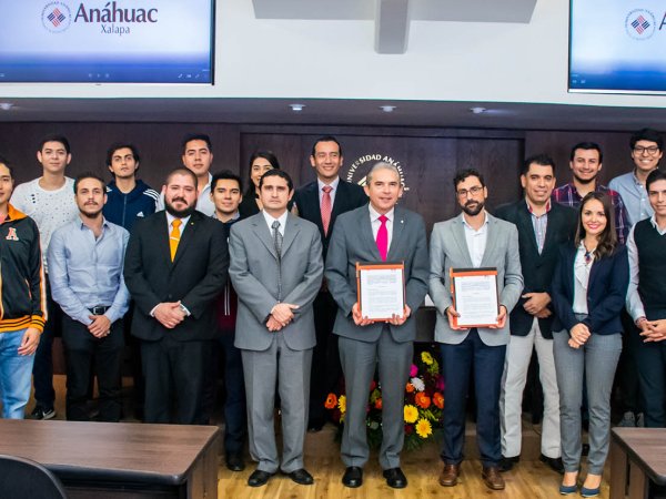 La Escuela de Ingeniería formaliza Vinculación con la Industria Textil