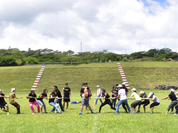 Grupo Código en la BIU 2016