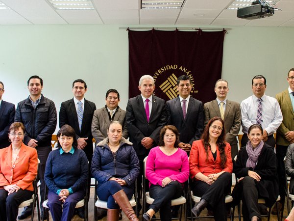 Firma de convenio con el COLVER