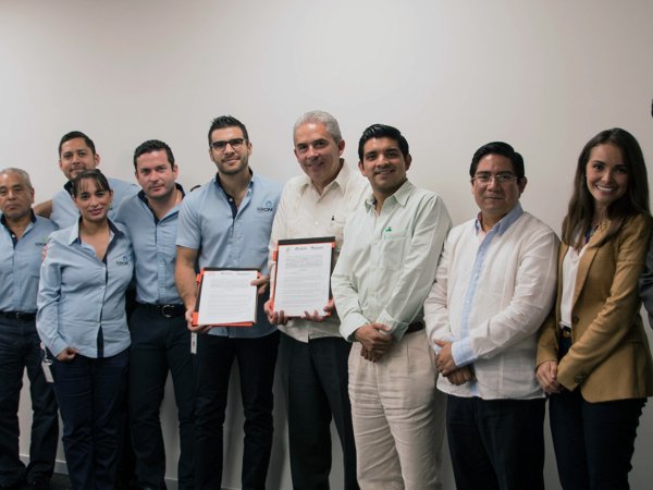 Firma de convenio de colaboración con KROM