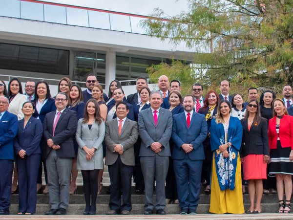 IMSS concluye con éxito el Diplomado en Desarrollo Directivo y formaliza Alianza con la