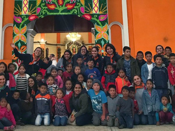 Dinamismo Apostólico de Prepa y Universidad en las Misiones Navideñas
