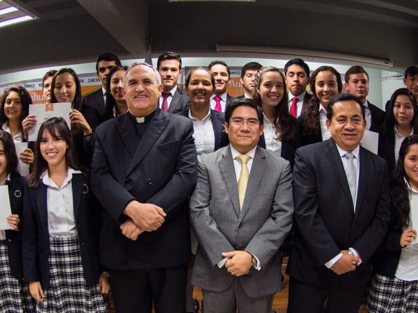 Ceremonia de Fin de Cursos y Premiación anual del Bachillerato Anáhuac Xalapa