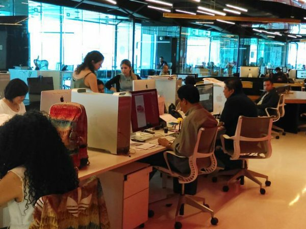 Visita a la agencia Leo Burnett y al periódico Reforma