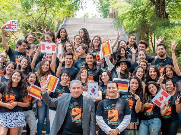Oficina de Internacionalización Reconoce a Alumnos Internacionales